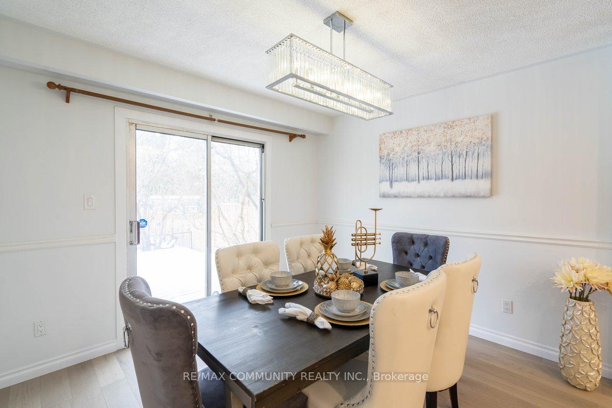 Photo 7 of 1736 Shadybrook Drive, Pickering, Amberlea — HOMEH