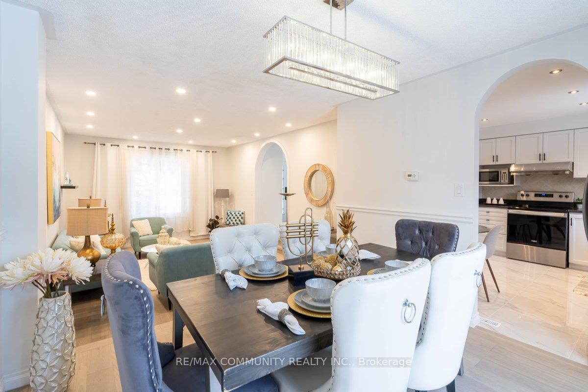 Photo 8 of 1736 Shadybrook Drive, Pickering, Amberlea — HOMEH
