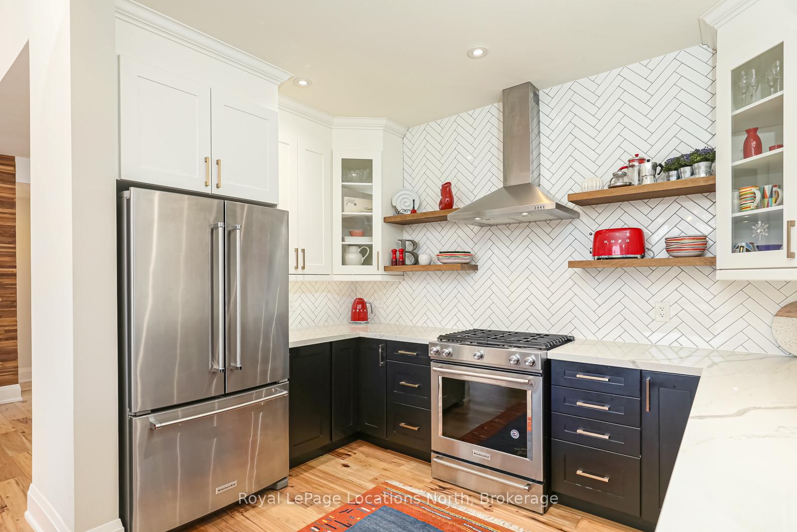 Photo 7 of 141 Grand Cypress Lane, Blue Mountains — HOMEH