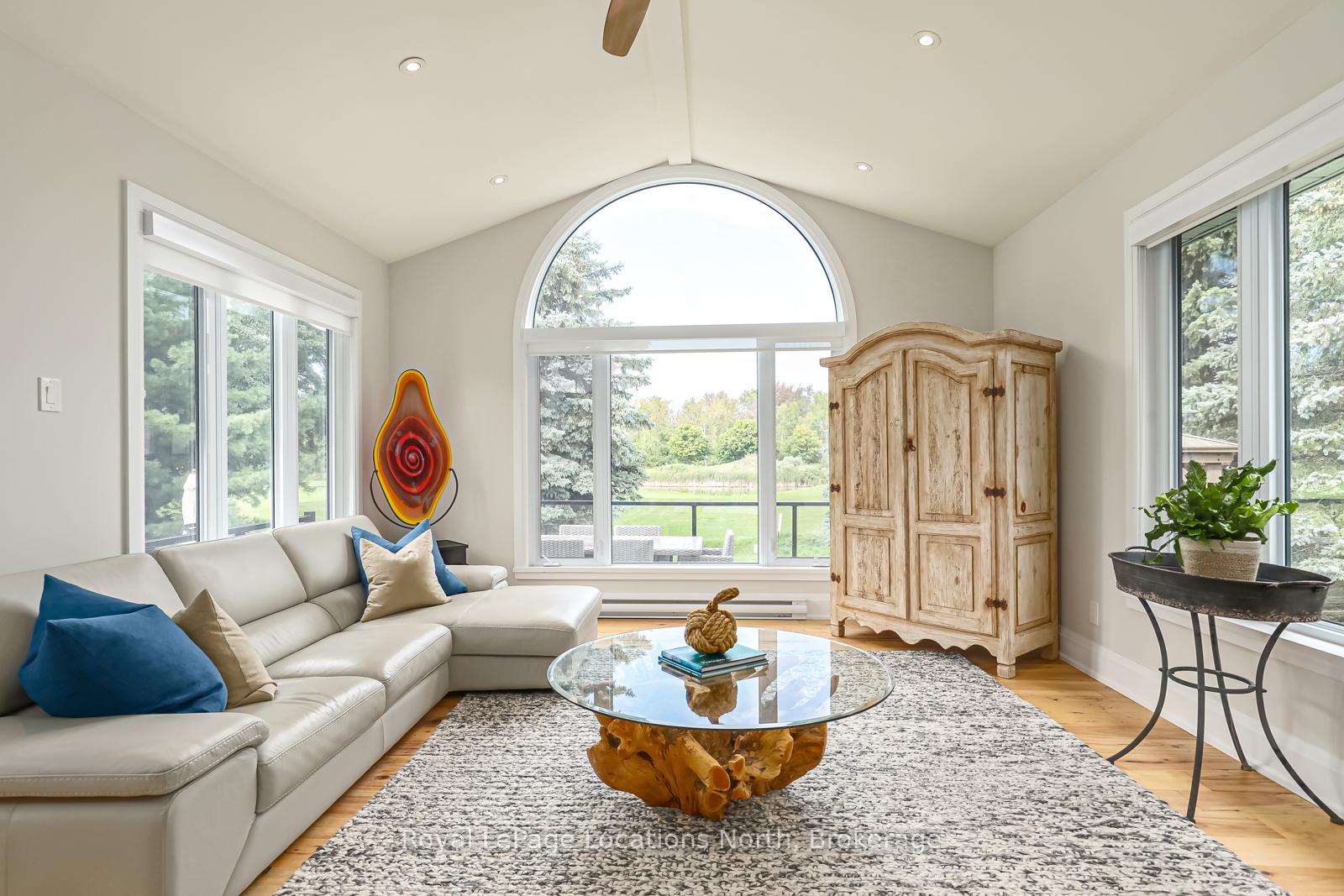 Photo 10 of 141 Grand Cypress Lane, Blue Mountains — HOMEH
