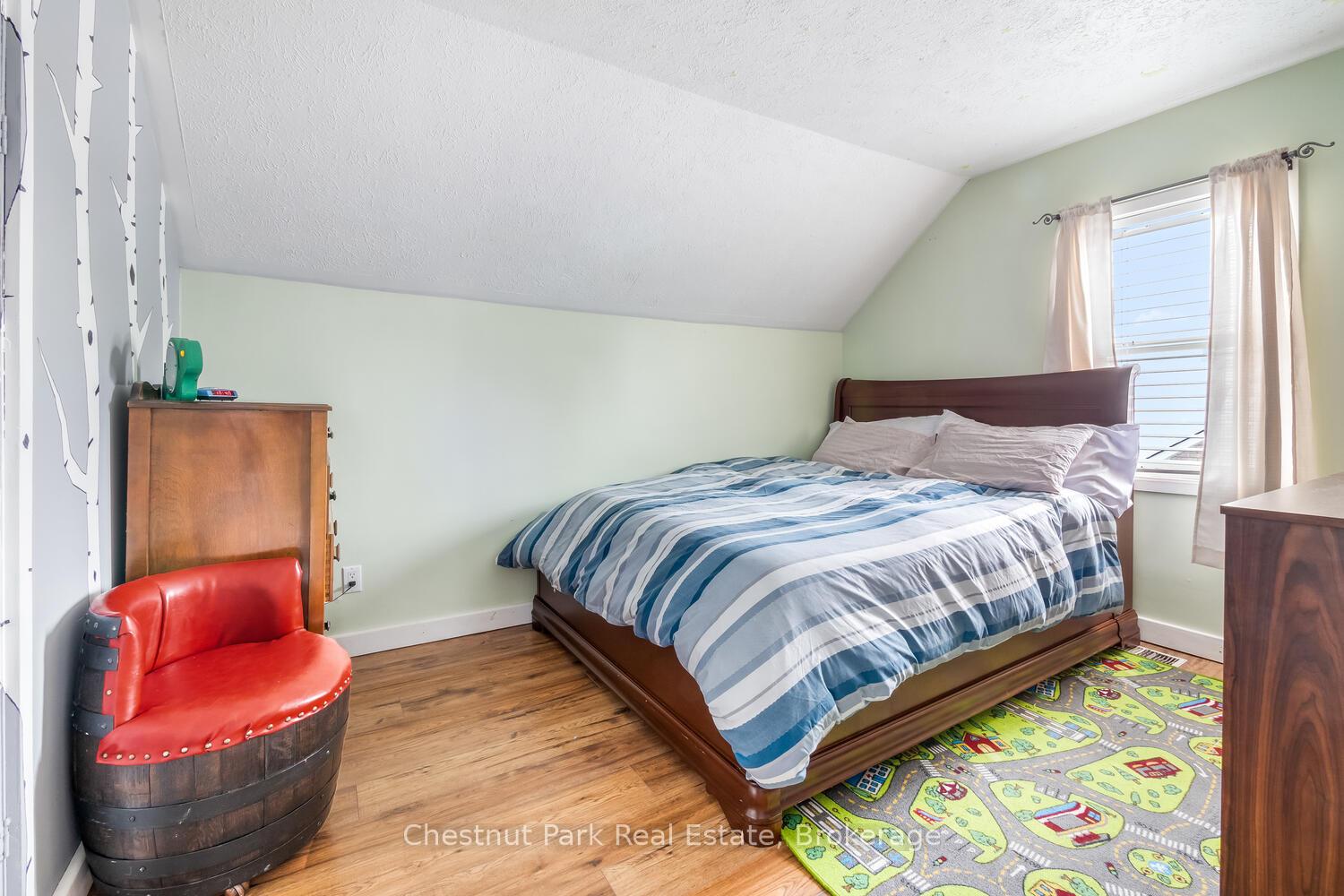 Photo 24 of 175 4TH St SW, Arran-Elderslie — HOMEH