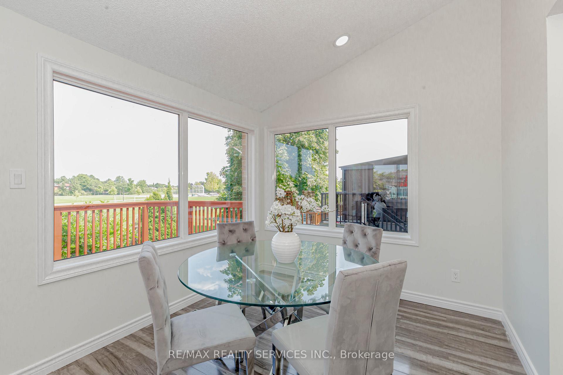 Photo 13 of 1752 Broadoak Crescent, Pickering, Amberlea — HOMEH