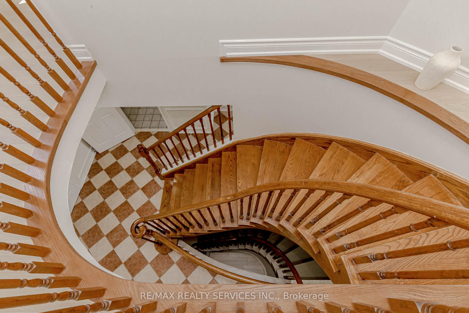 Photo 22 of 1752 Broadoak Crescent, Pickering, Amberlea — HOMEH