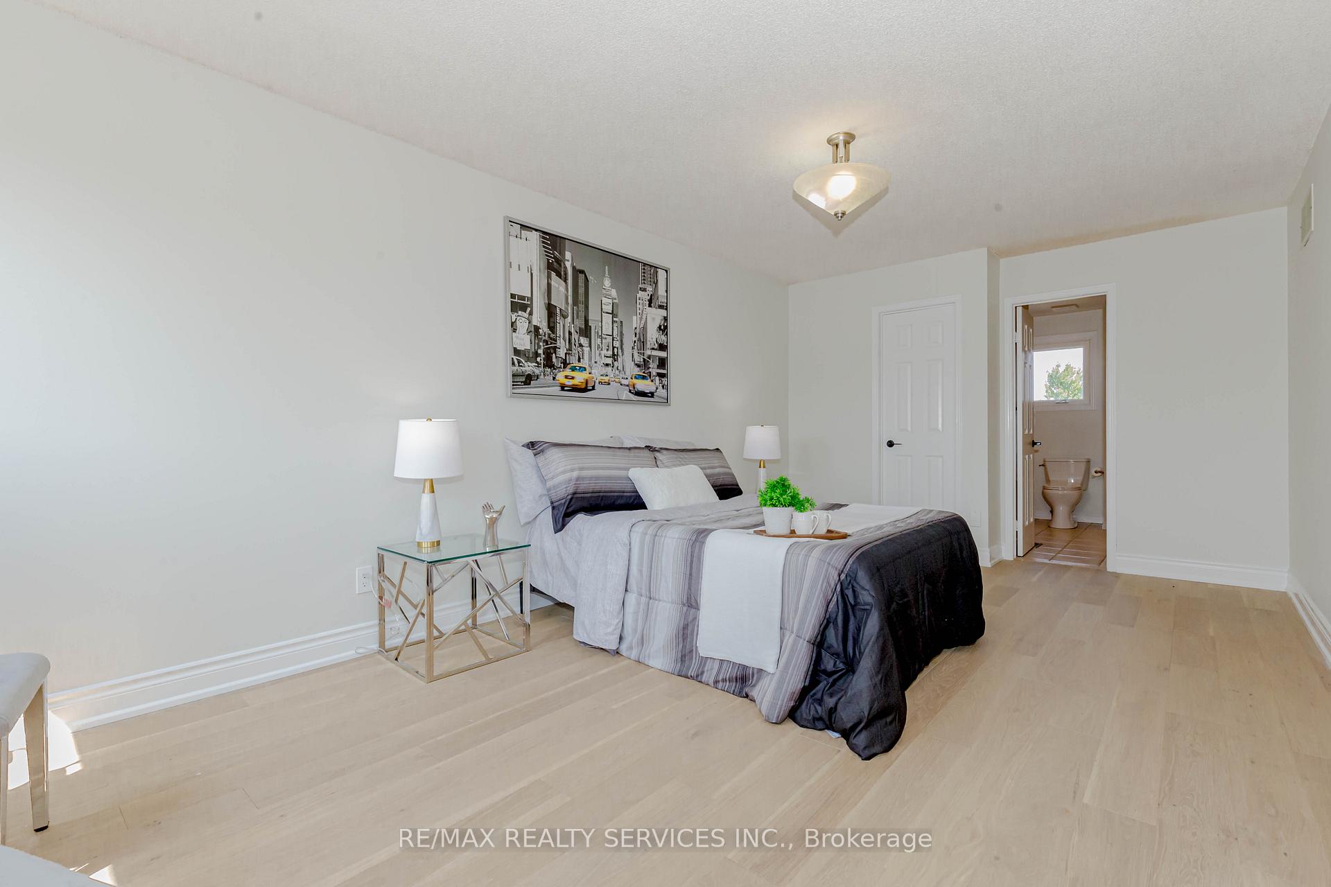 Photo 25 of 1752 Broadoak Crescent, Pickering, Amberlea — HOMEH