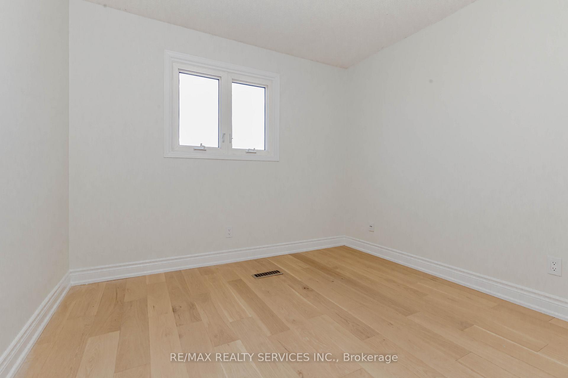 Photo 35 of 1752 Broadoak Crescent, Pickering, Amberlea — HOMEH