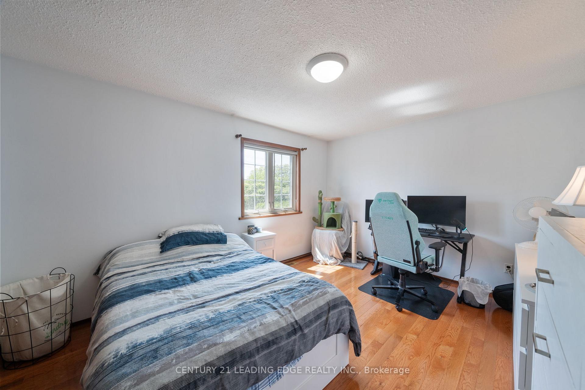 Photo 17 of 757 Cochrane Street, Whitby, Williamsburg — HOMEH