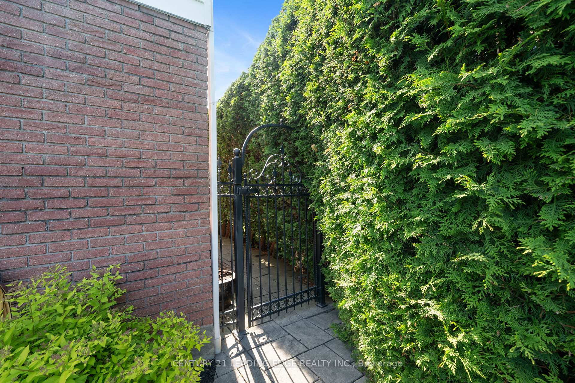 Photo 39 of 757 Cochrane Street, Whitby, Williamsburg — HOMEH