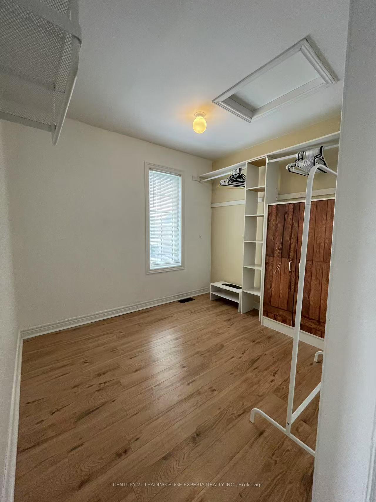 Photo 20 of 1 Lindvest Crescent, Vaughan, Patterson — HOMEH