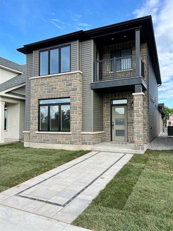 Photo 1 of 86 Riverstone Way, Belleville, Thurlow Ward — HOMEH