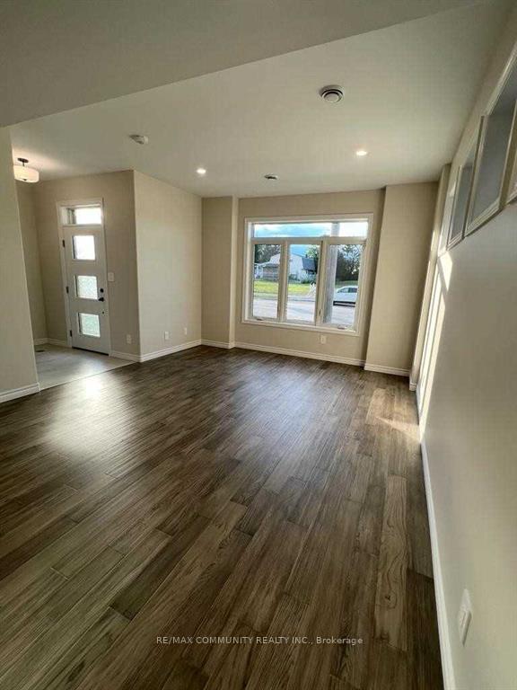 Photo 5 of 86 Riverstone Way, Belleville, Thurlow Ward — HOMEH