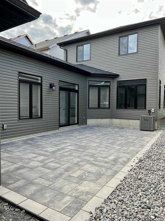 Photo 8 of 86 Riverstone Way, Belleville, Thurlow Ward — HOMEH