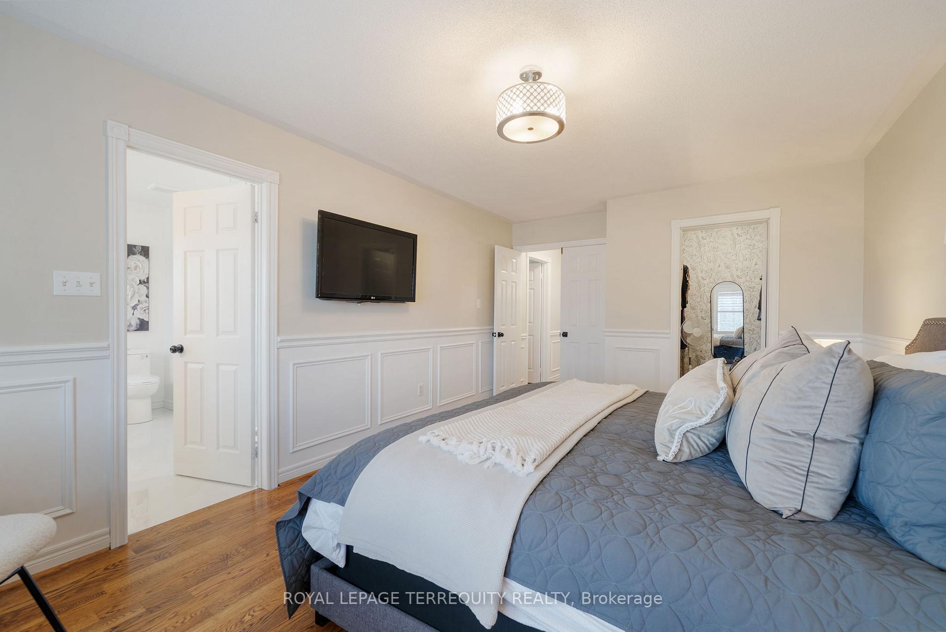 Photo 17 of 45 Aster Crescent, Whitby, Brooklin — HOMEH