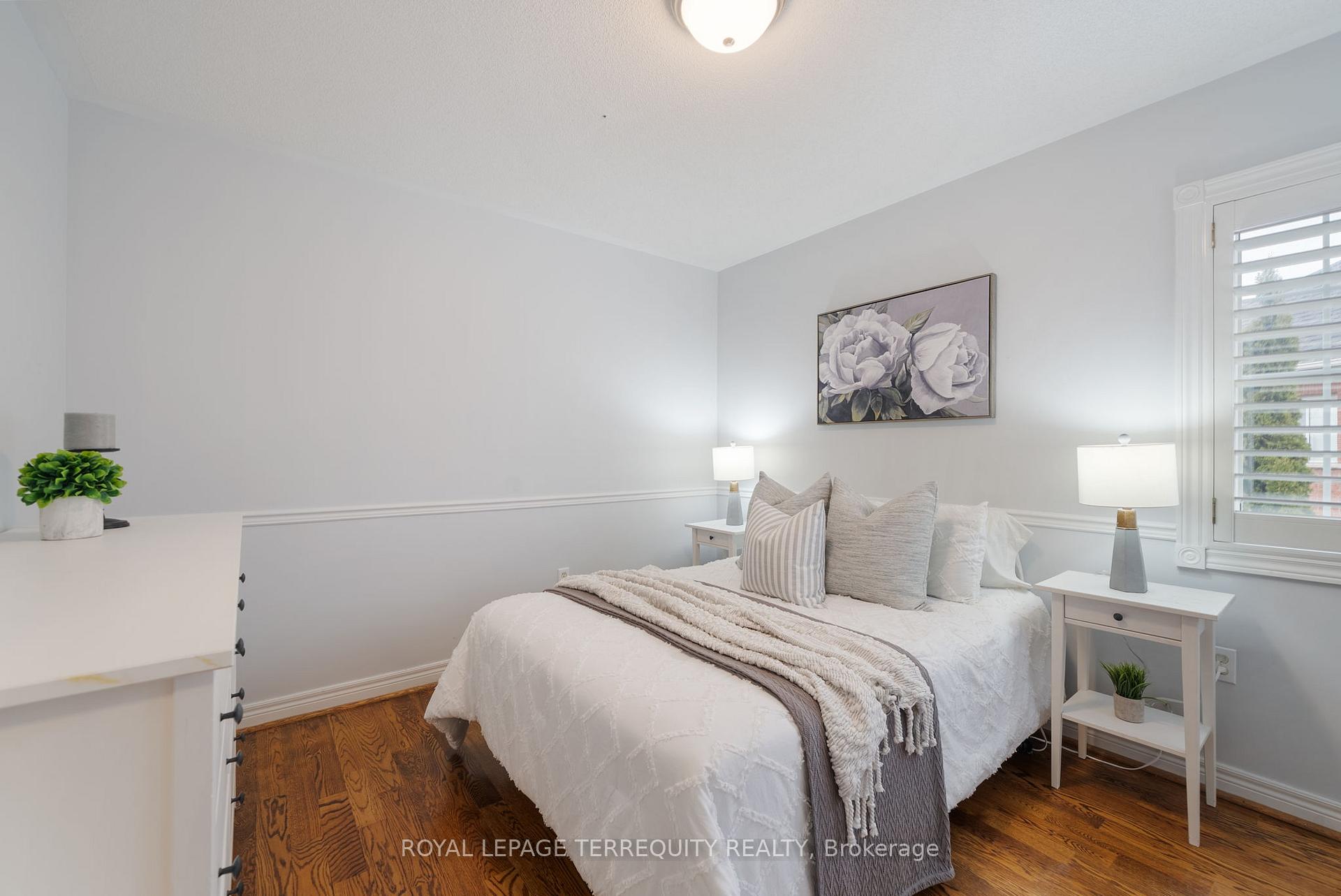 Photo 21 of 45 Aster Crescent, Whitby, Brooklin — HOMEH