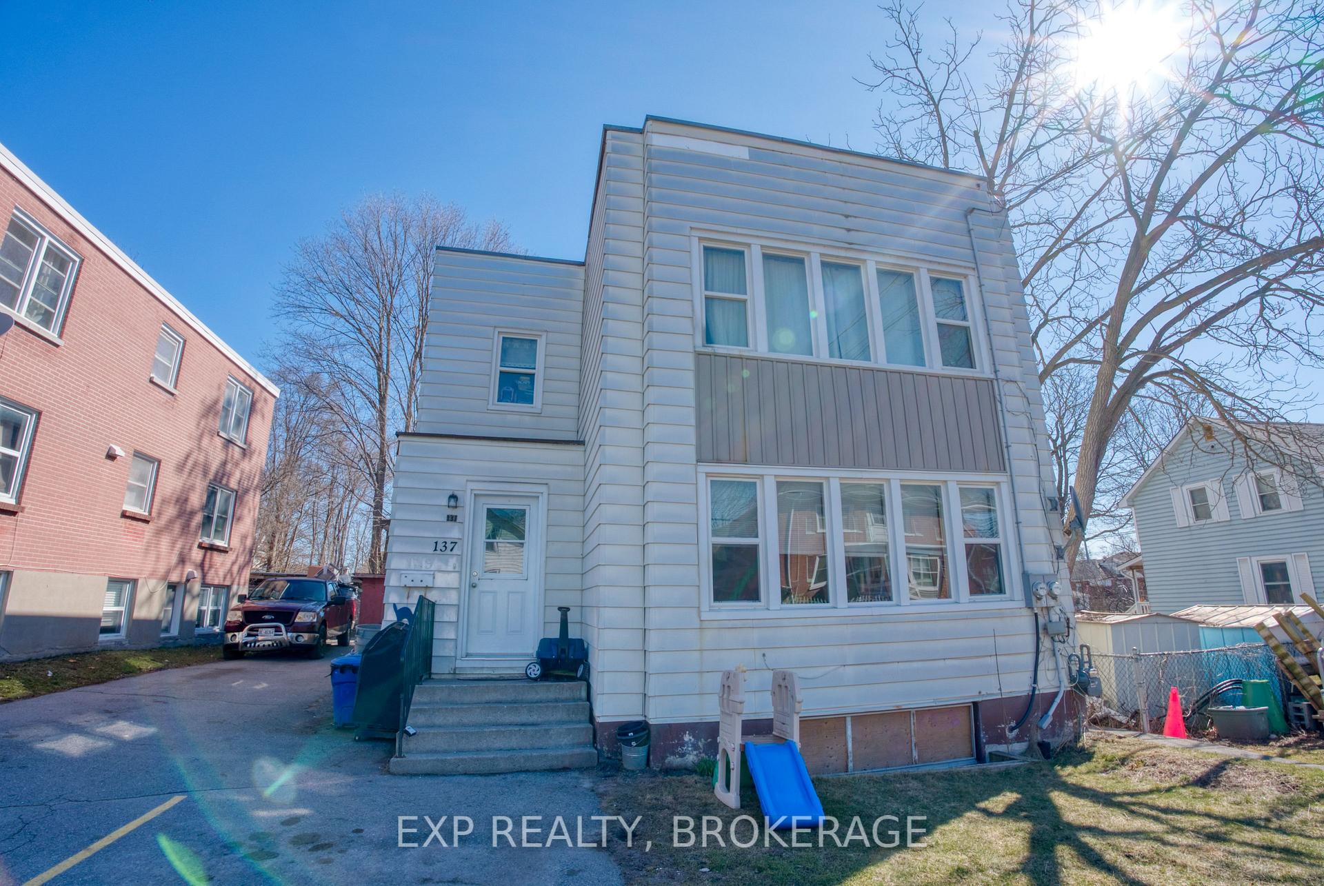 Photo 2 of 139 Lorne Avenue, Quinte West, Trenton Ward — HOMEH