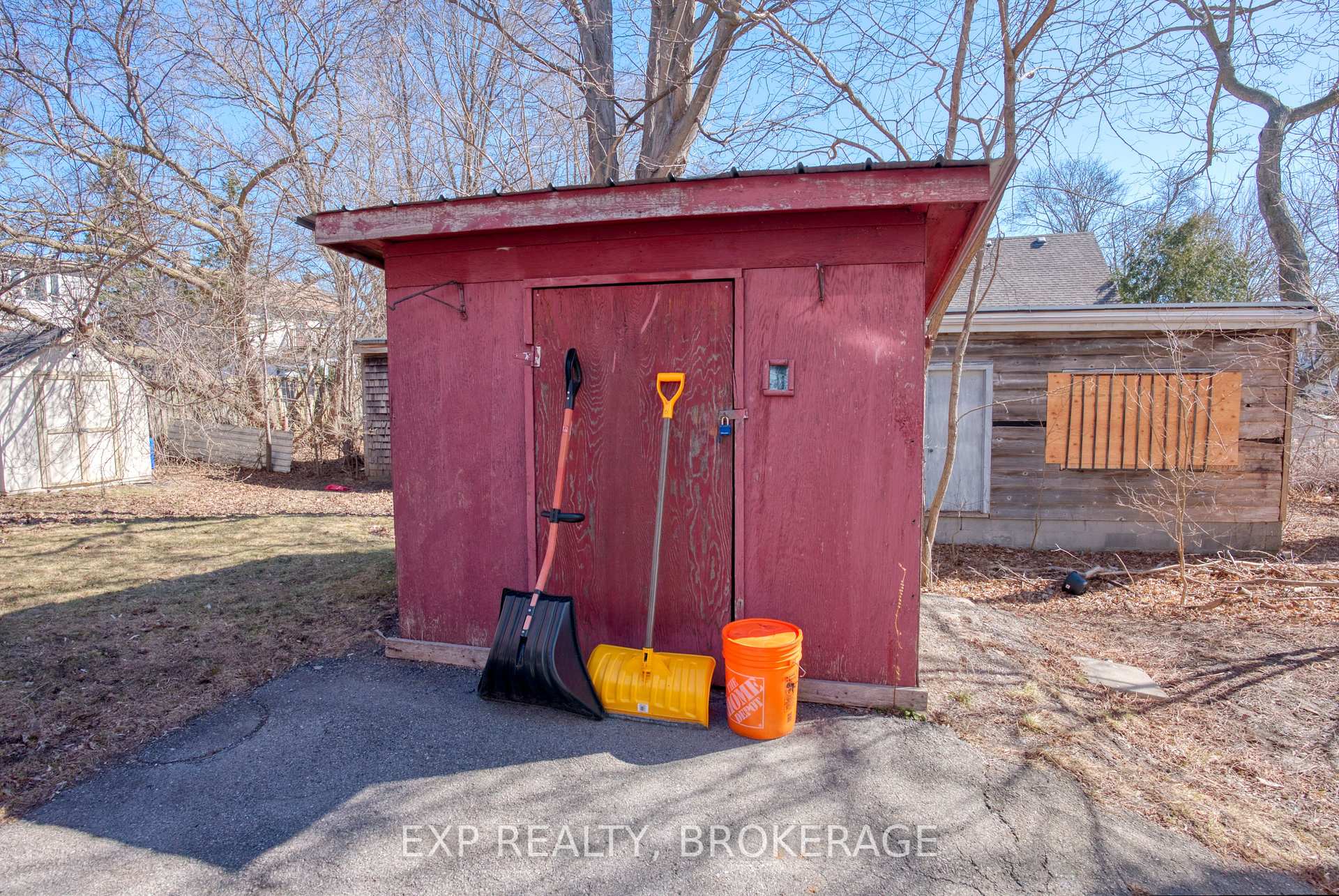 Photo 4 of 139 Lorne Avenue, Quinte West, Trenton Ward — HOMEH