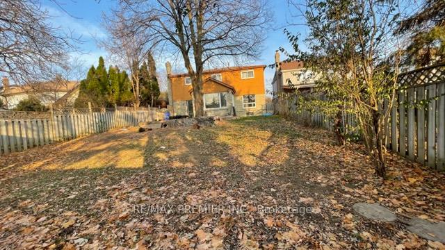 Photo 15 of 1840 Shadybrook Drive, Pickering, Amberlea — HOMEH