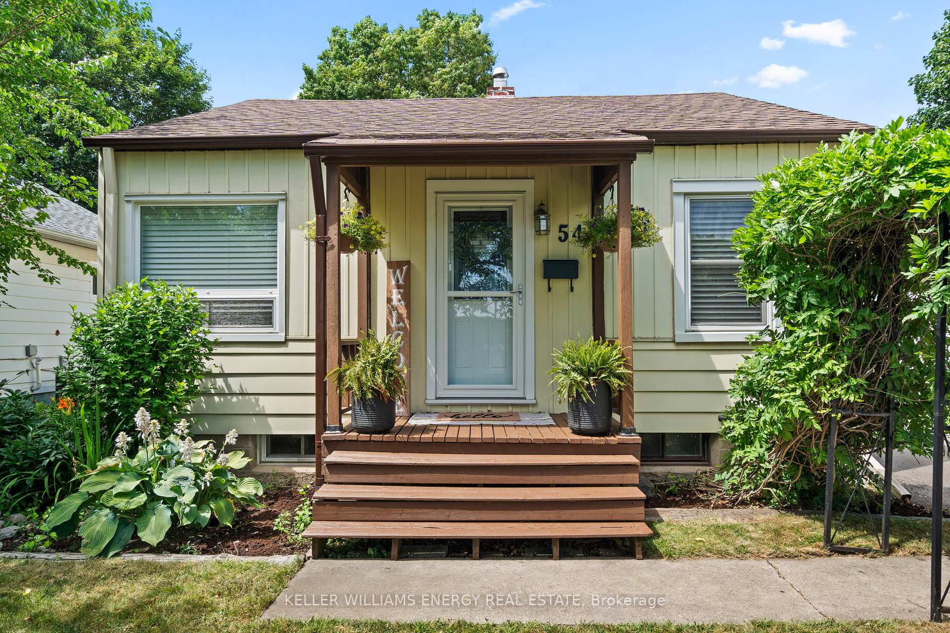 Photo 22 of 54 Cedar Street, Ajax, Central — HOMEH