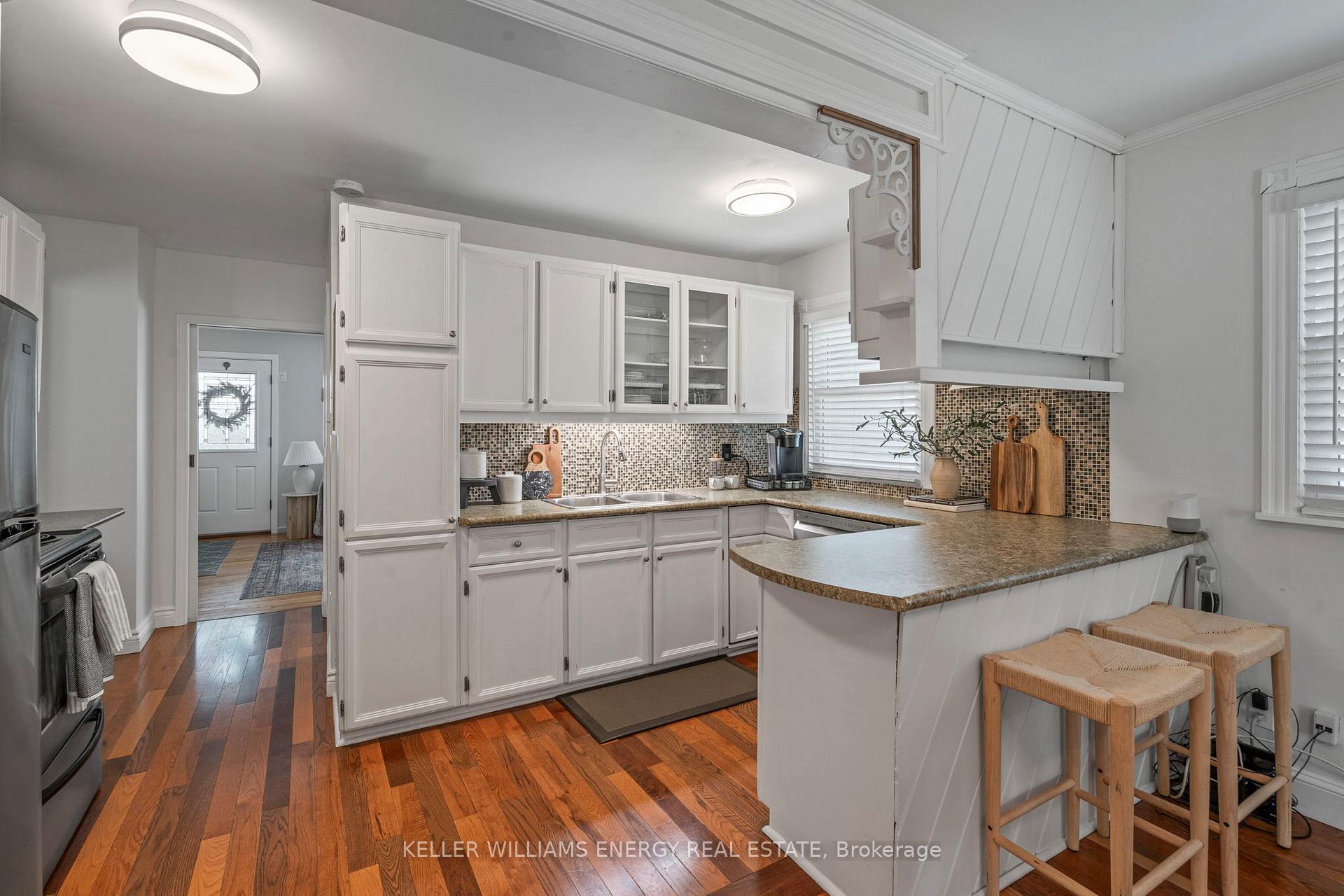 Photo 14 of 54 Cedar Street, Ajax, Central — HOMEH