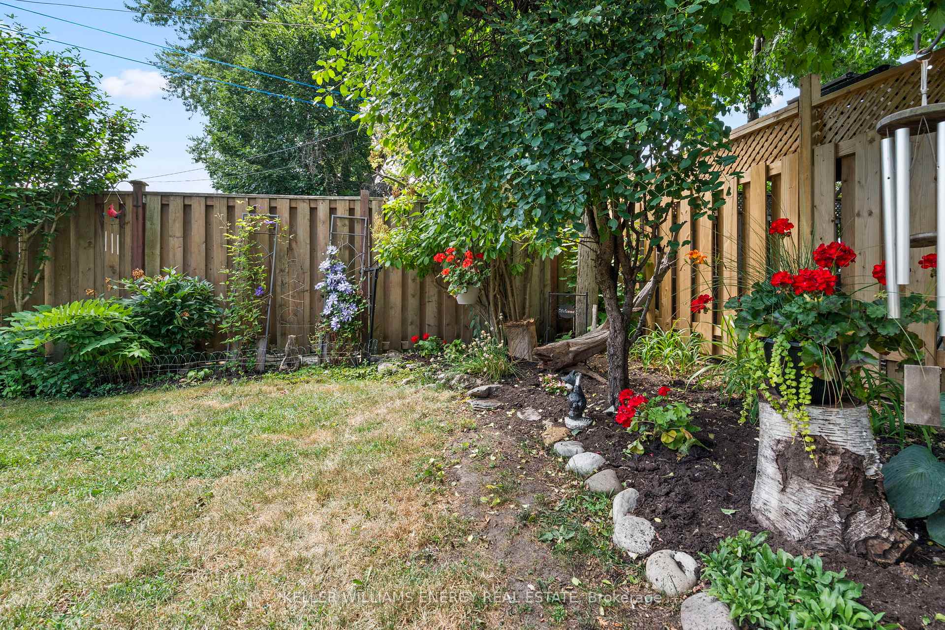 Photo 46 of 54 Cedar Street, Ajax, Central — HOMEH