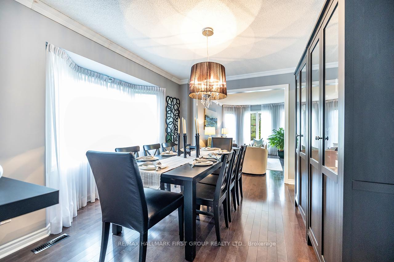 Photo 10 of 1 Watersdown Crescent, Whitby, Rolling Acres — HOMEH