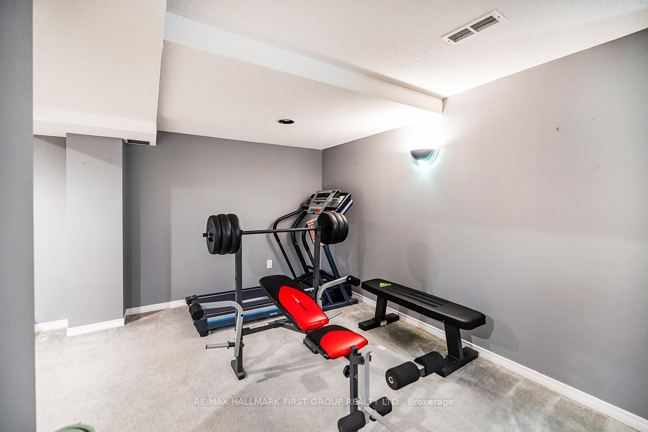 Photo 33 of 1 Watersdown Crescent, Whitby, Rolling Acres — HOMEH