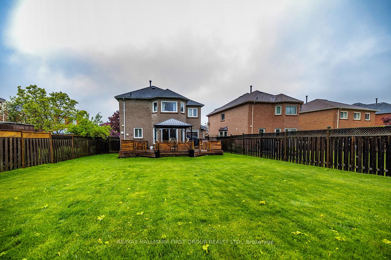 Photo 37 of 1 Watersdown Crescent, Whitby, Rolling Acres — HOMEH