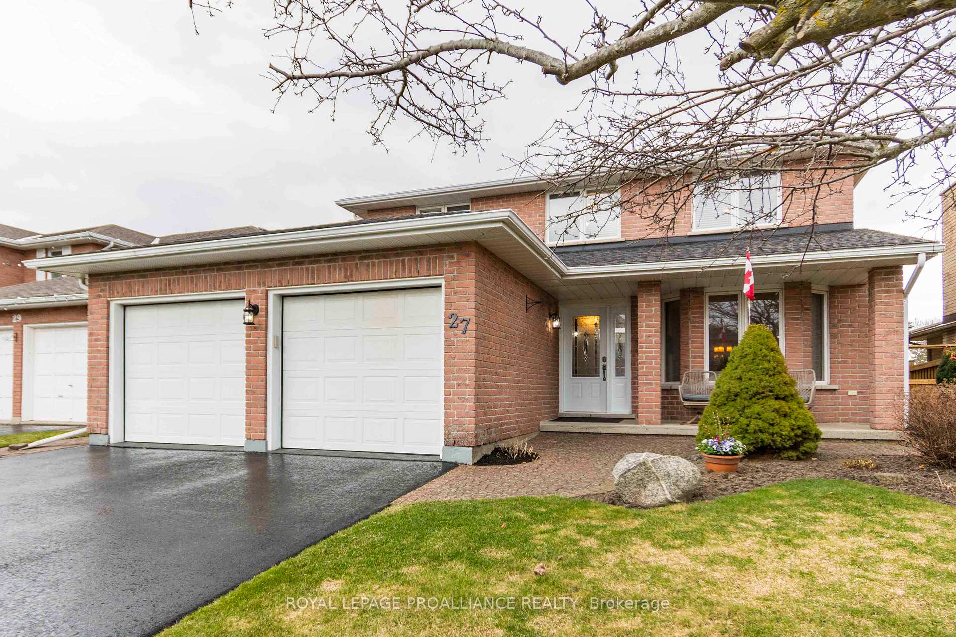 Photo 1 of 27 Northumberland Boulevard, Quinte West, Trenton Ward — HOMEH