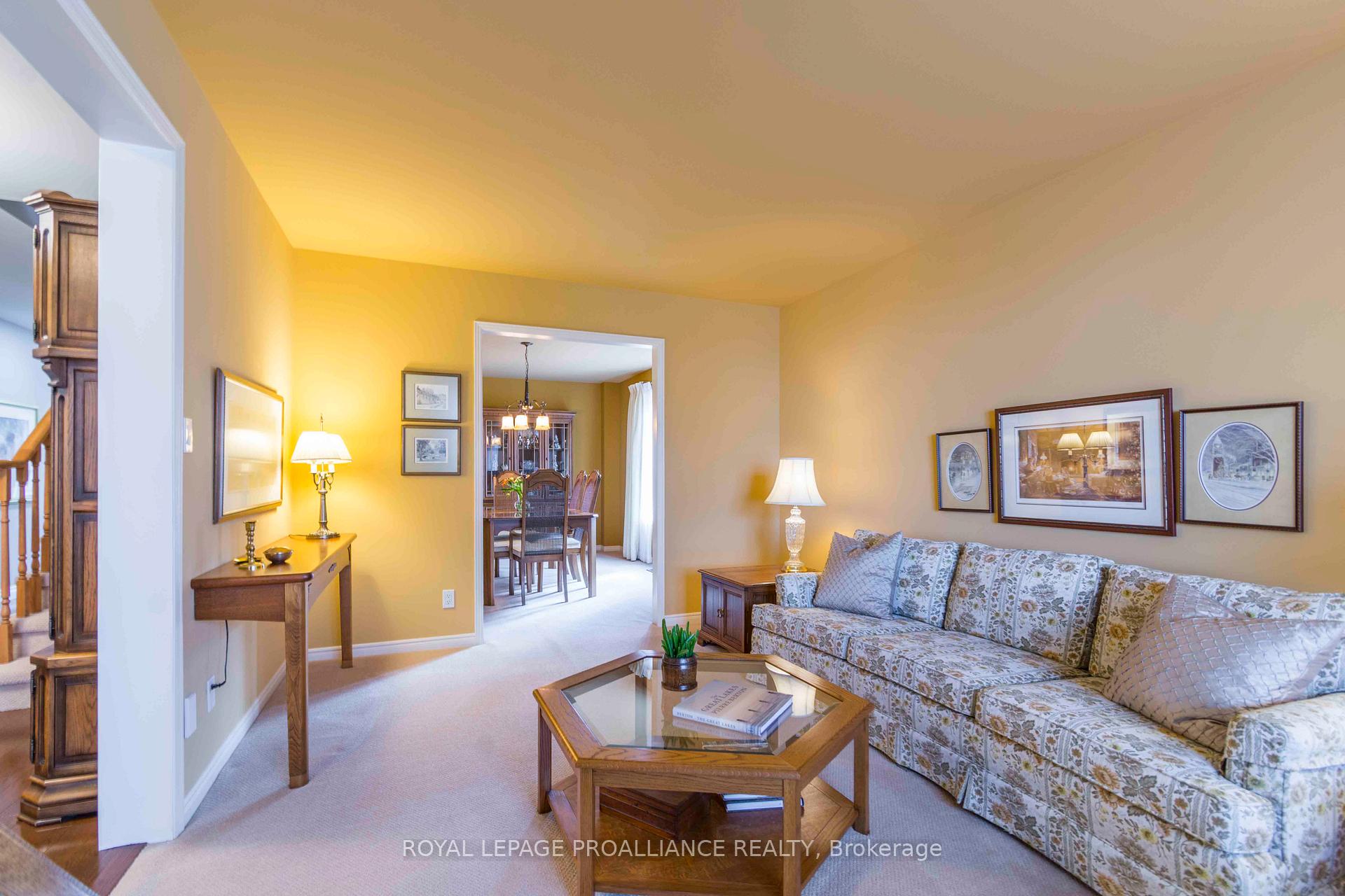 Photo 8 of 27 Northumberland Boulevard, Quinte West, Trenton Ward — HOMEH