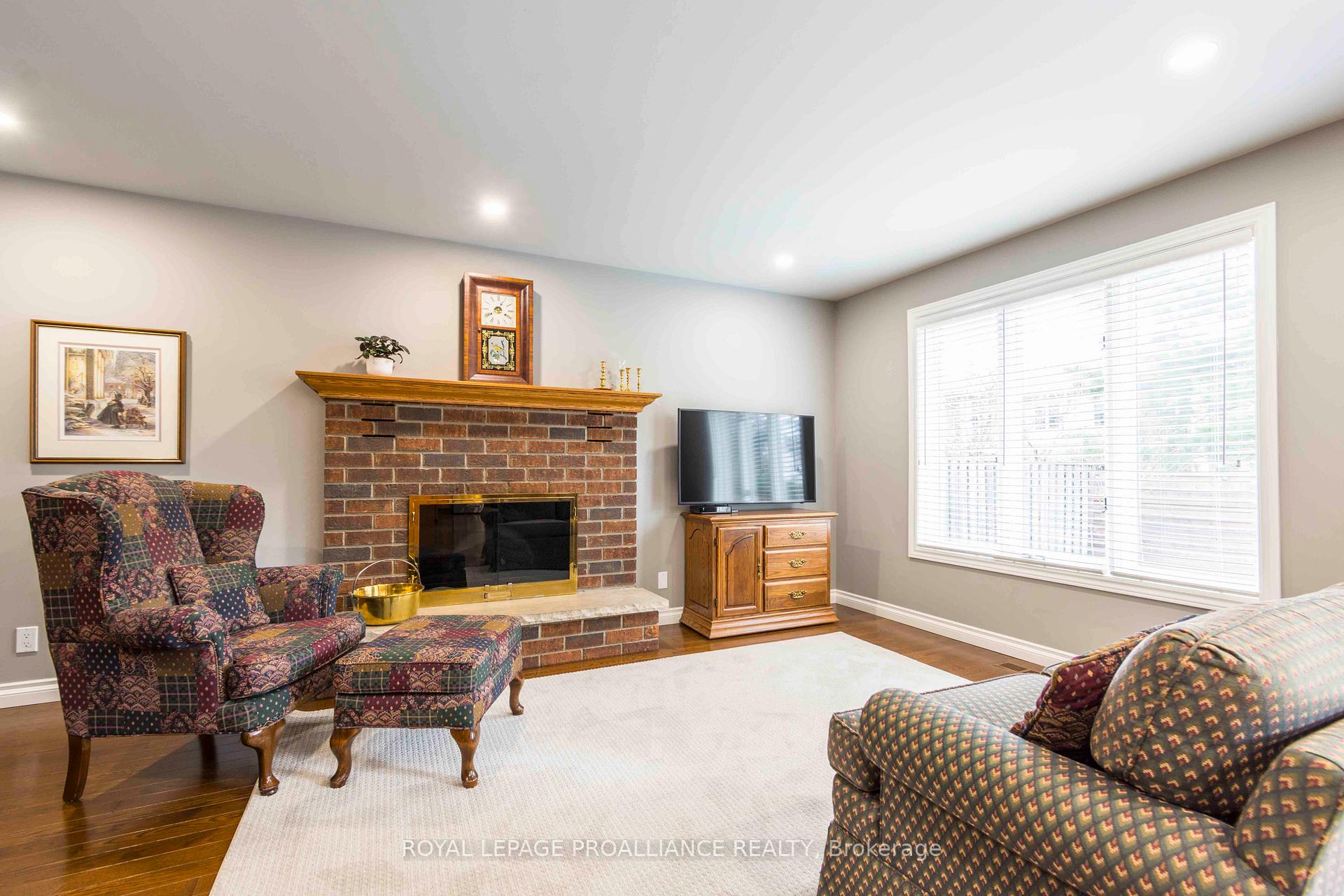 Photo 17 of 27 Northumberland Boulevard, Quinte West, Trenton Ward — HOMEH