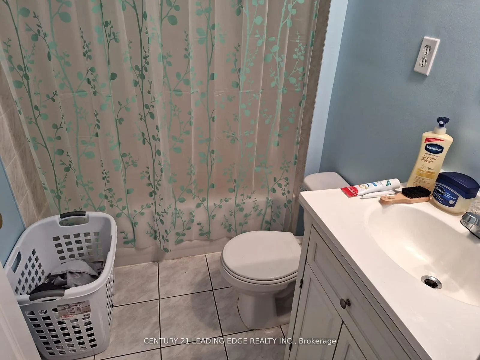 Photo 7 of Unit Basement, 48 Perfitt Crescent, Ajax, Central — HOMEH