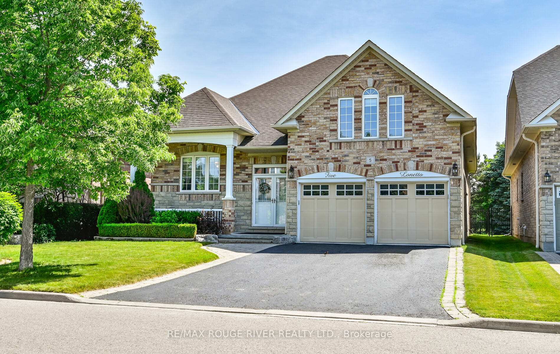 Photo 1 of 5 Lonetto Street, Whitby, Brooklin — HOMEH