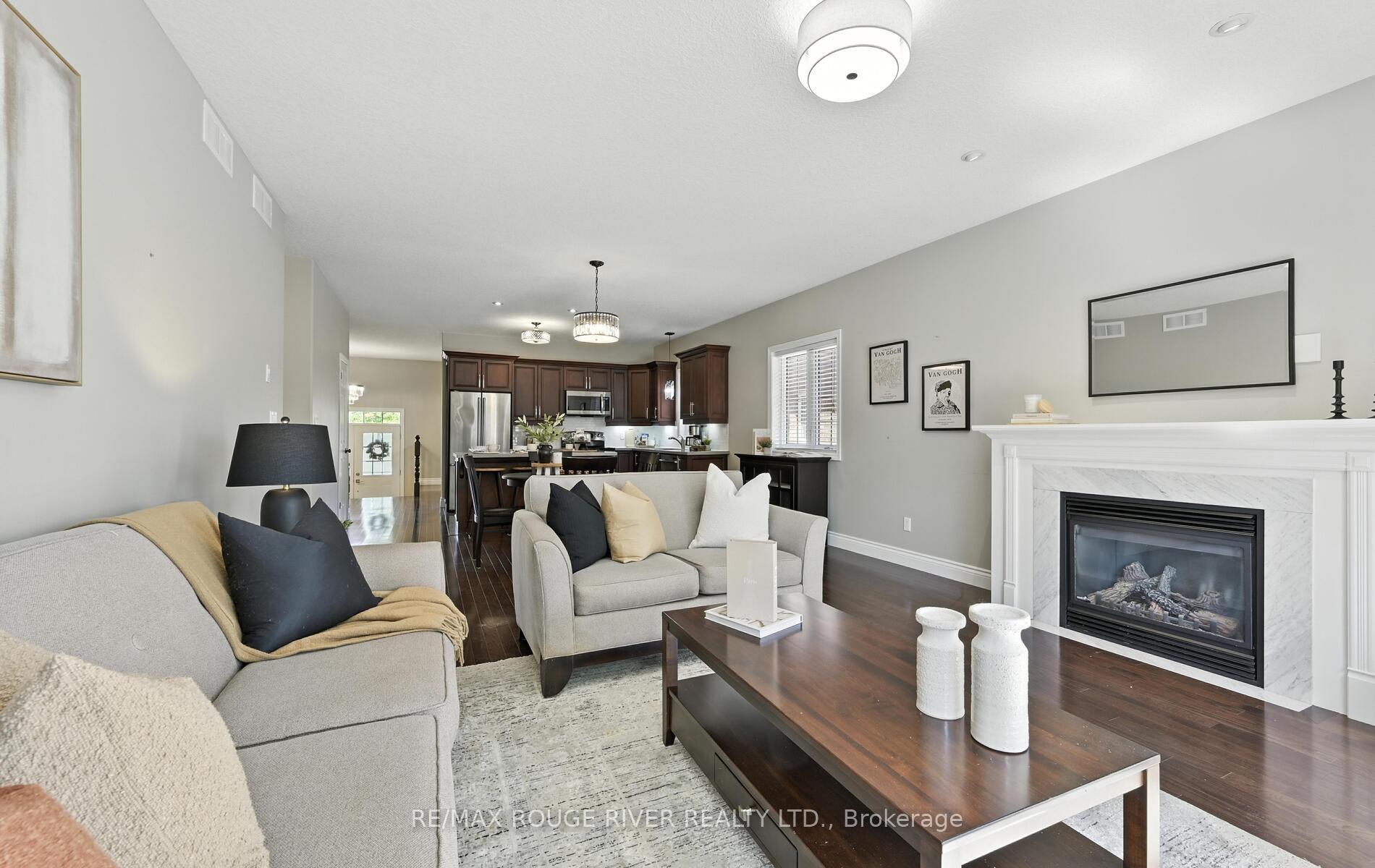Photo 20 of 5 Lonetto Street, Whitby, Brooklin — HOMEH