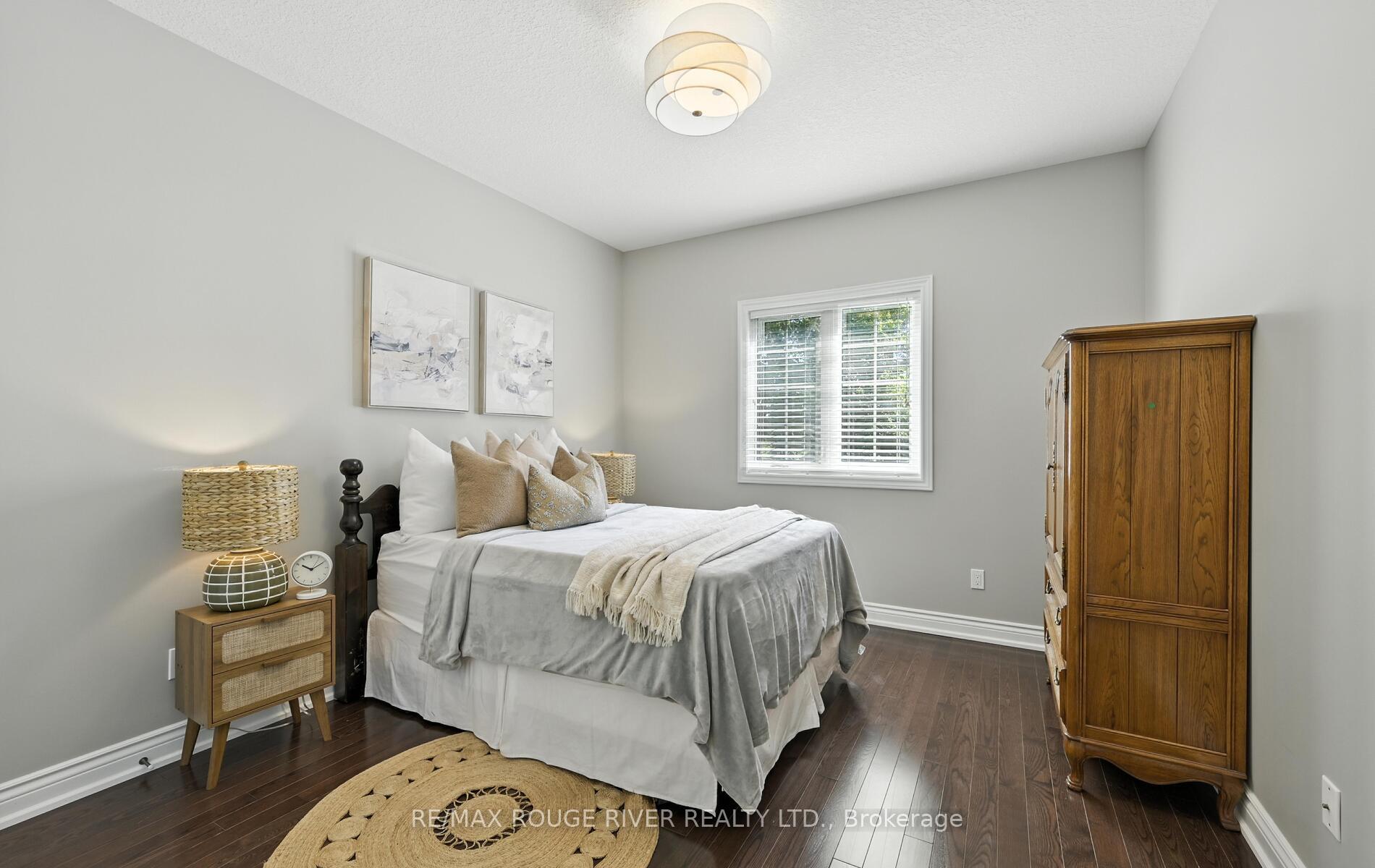 Photo 31 of 5 Lonetto Street, Whitby, Brooklin — HOMEH