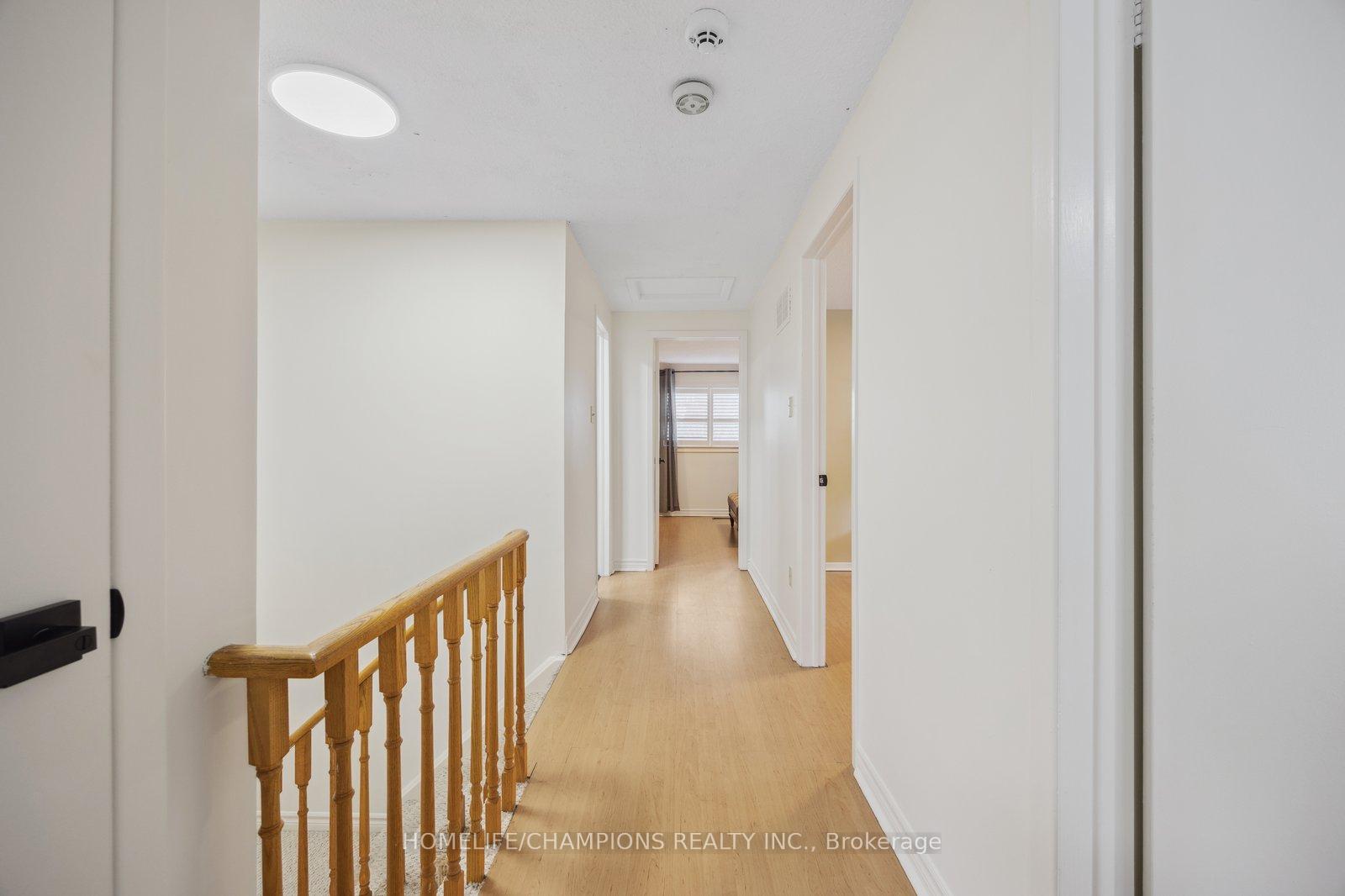 Photo 10 of 1121 Tanzer Court, Pickering, Bay Ridges — HOMEH
