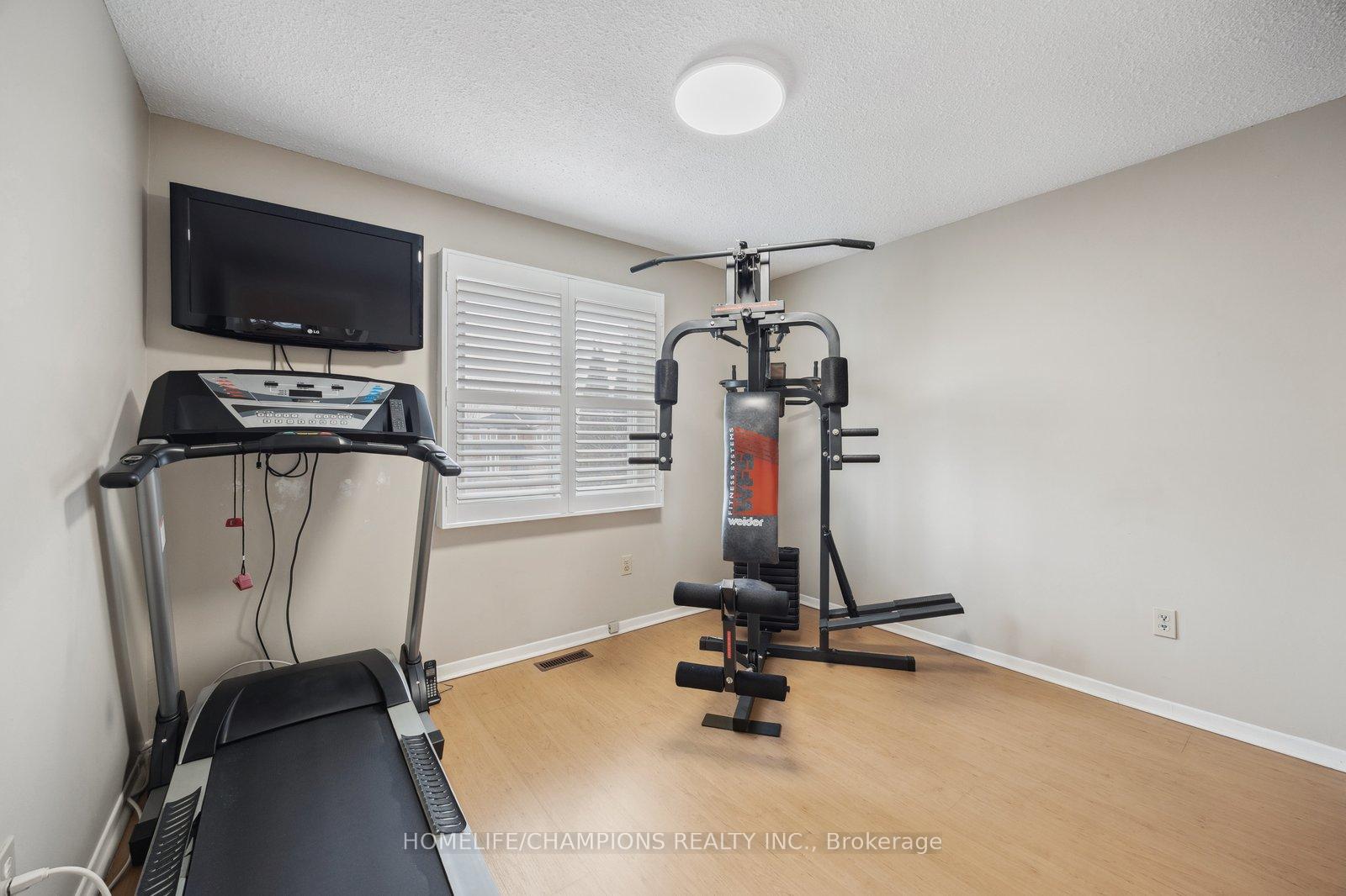 Photo 15 of 1121 Tanzer Court, Pickering, Bay Ridges — HOMEH