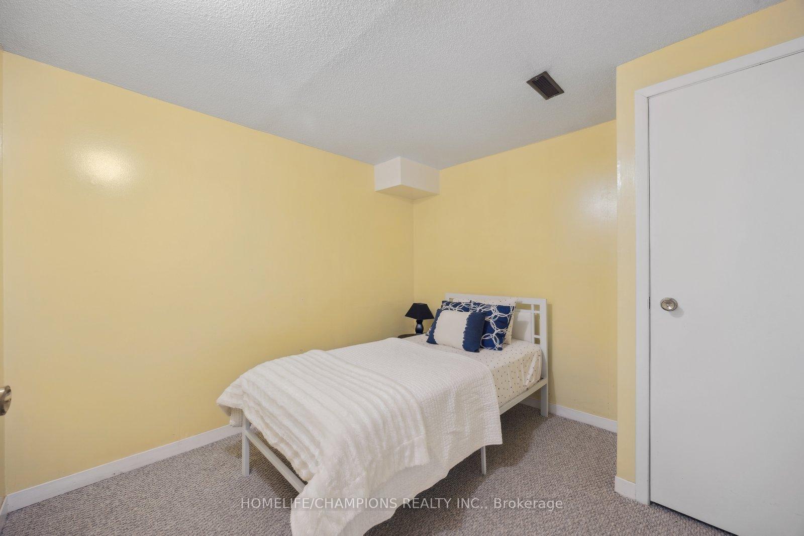 Photo 21 of 1121 Tanzer Court, Pickering, Bay Ridges — HOMEH