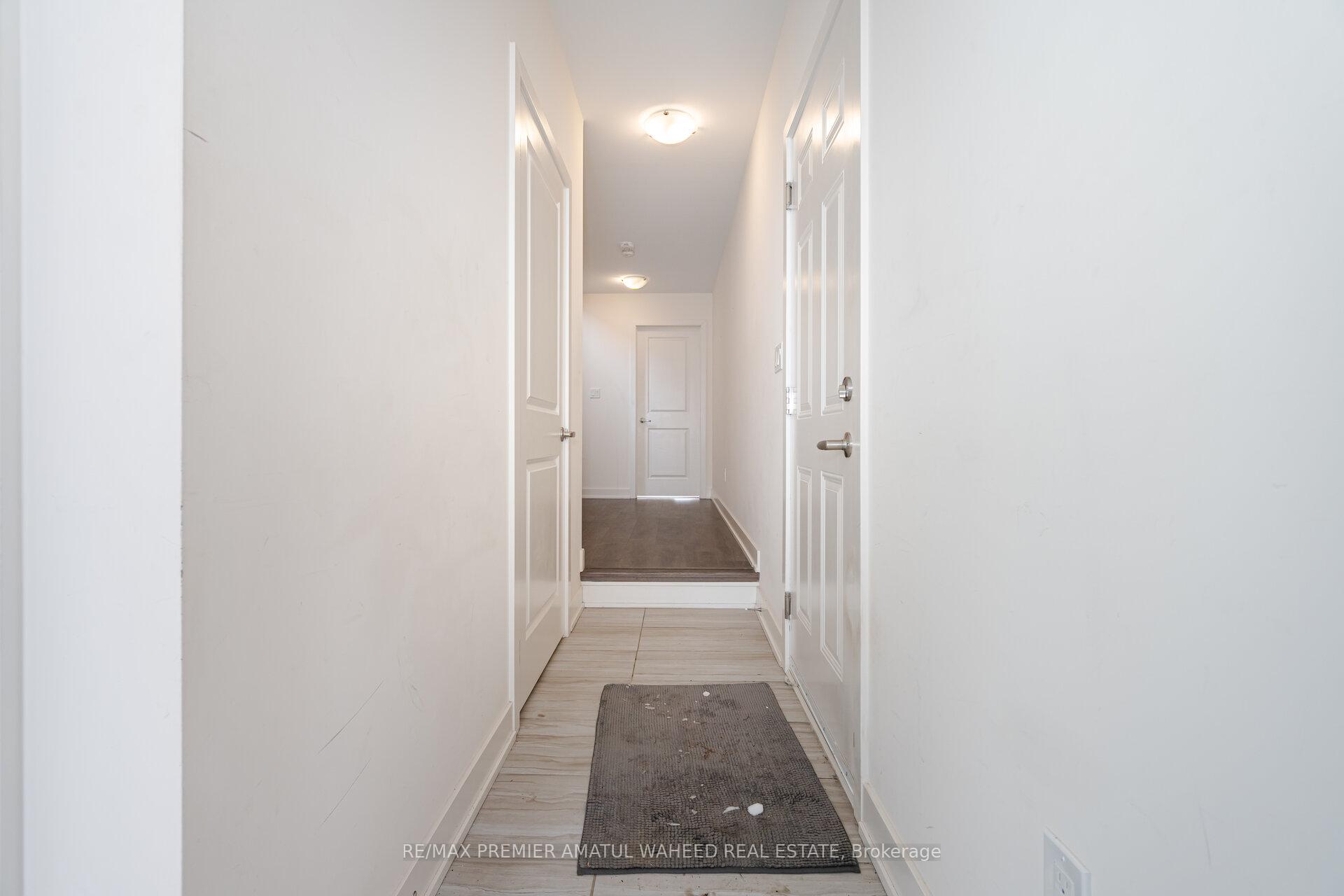 Photo 3 of 1 Benoit Street, Vaughan, Vellore Village — HOMEH
