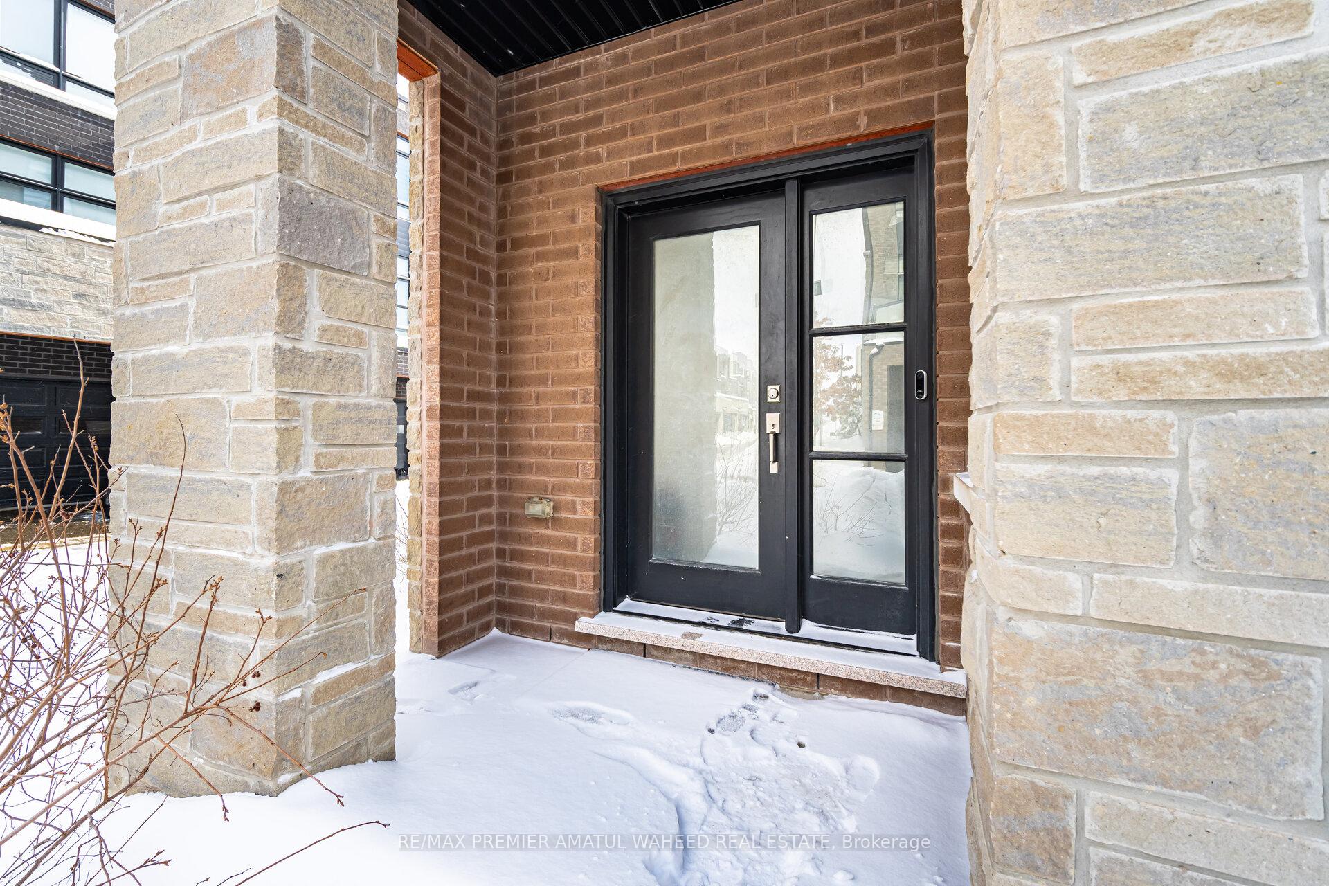 Photo 5 of 1 Benoit Street, Vaughan, Vellore Village — HOMEH