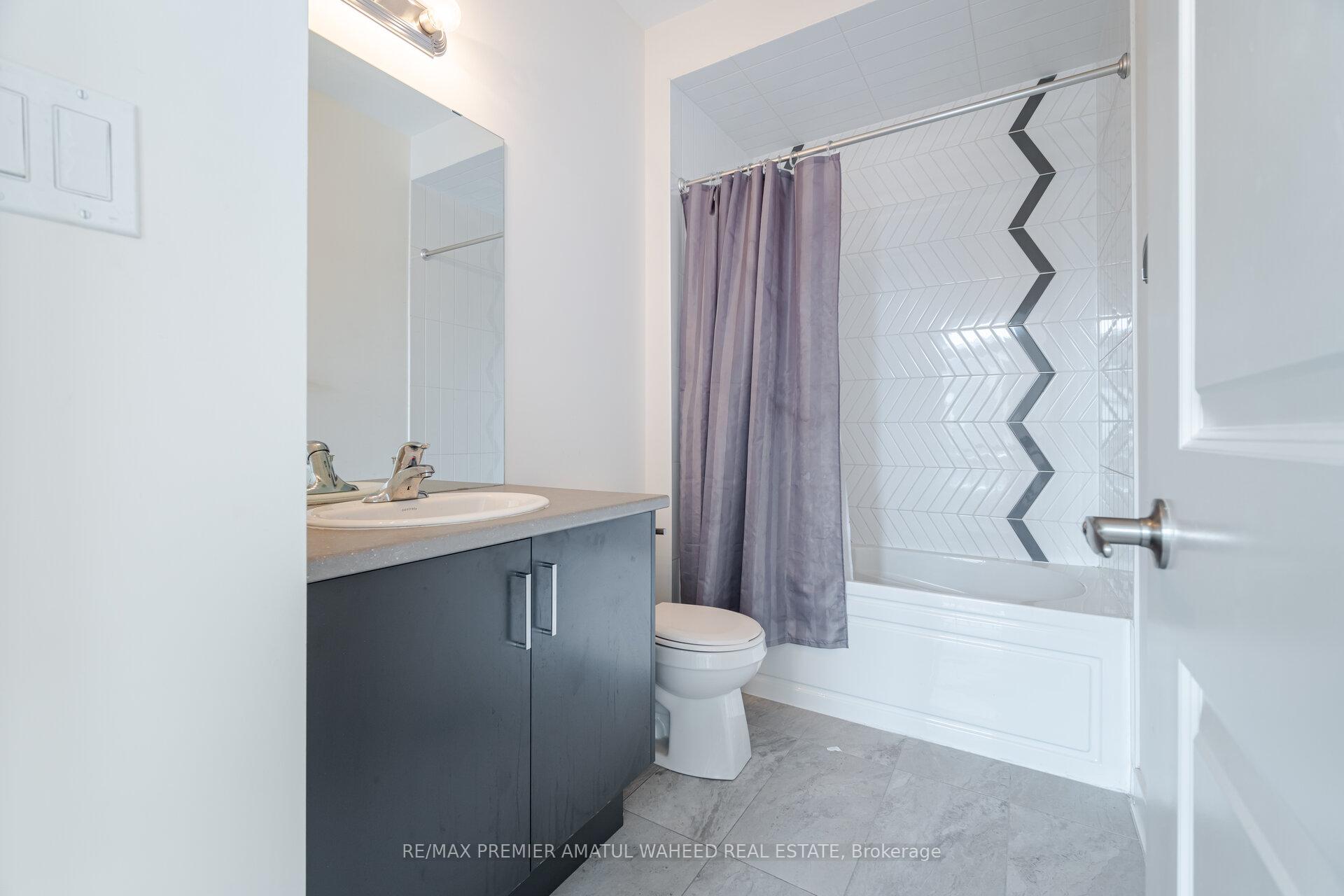 Photo 32 of 1 Benoit Street, Vaughan, Vellore Village — HOMEH