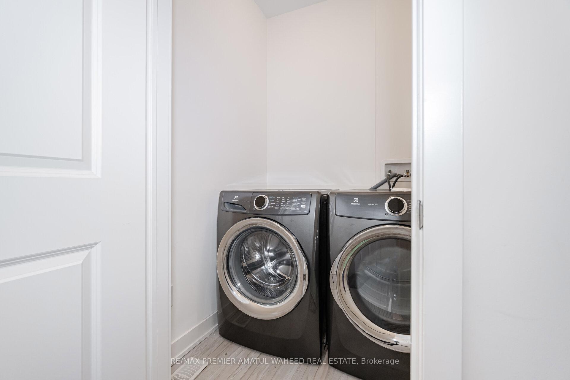 Photo 37 of 1 Benoit Street, Vaughan, Vellore Village — HOMEH