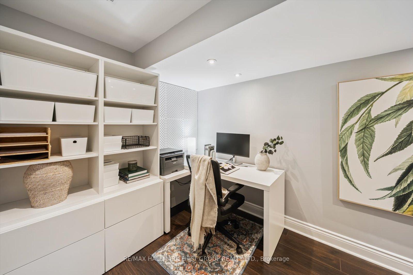 Photo 17 of 131 Kirkland Place, Whitby, Williamsburg — HOMEH