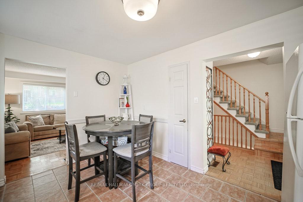 Photo 10 of 63 Crawford Rose Drive, Aurora, Aurora Heights — HOMEH