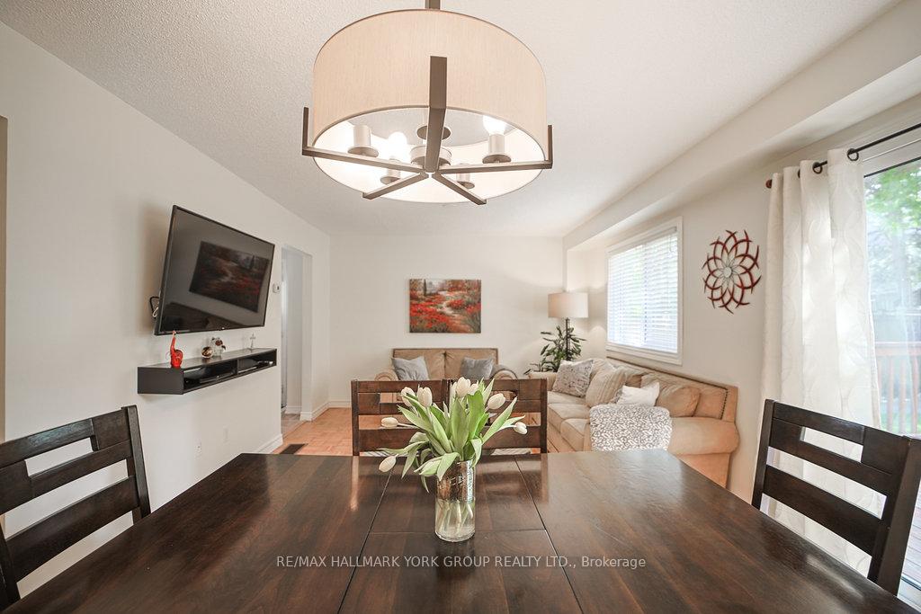 Photo 39 of 63 Crawford Rose Drive, Aurora, Aurora Heights — HOMEH