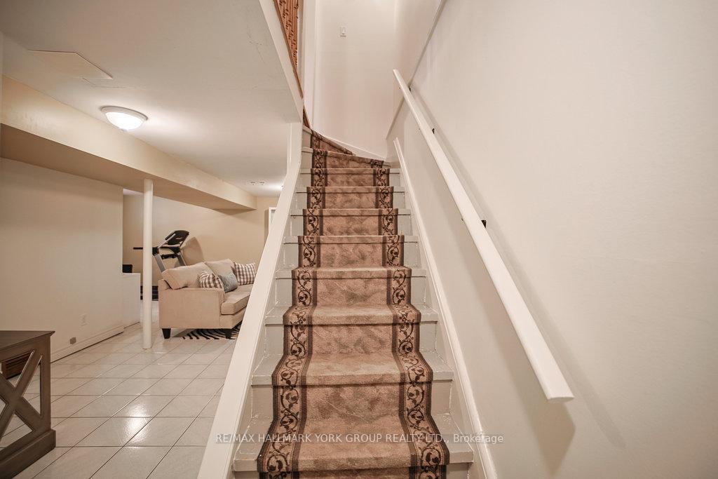 Photo 35 of 63 Crawford Rose Drive, Aurora, Aurora Heights — HOMEH