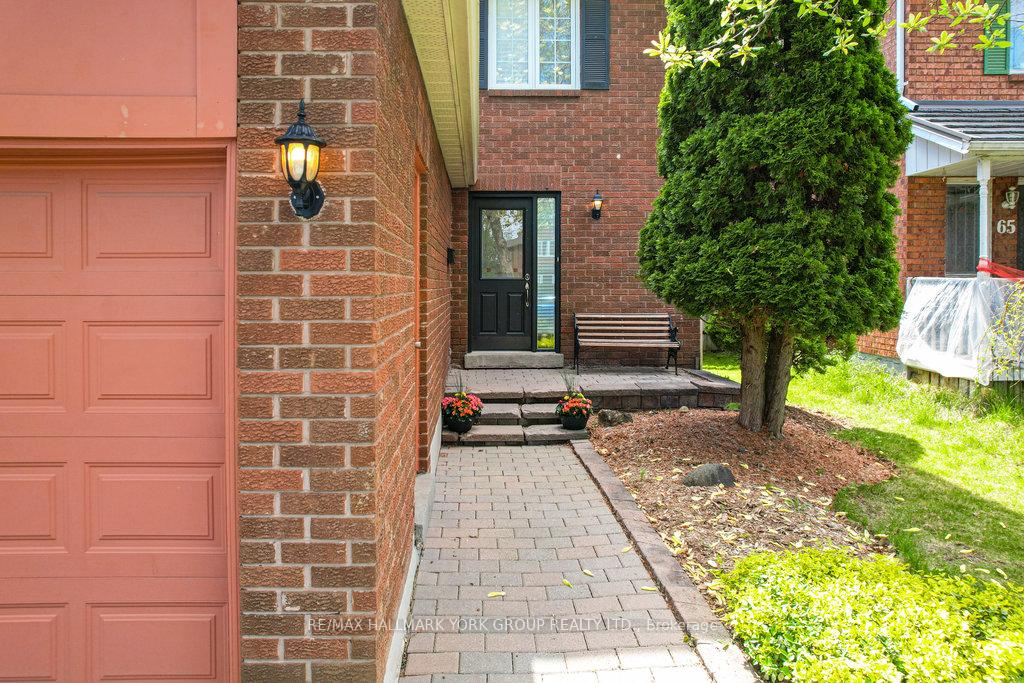 Photo 36 of 63 Crawford Rose Drive, Aurora, Aurora Heights — HOMEH