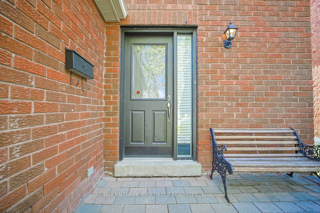 Photo 49 of 63 Crawford Rose Drive, Aurora, Aurora Heights — HOMEH