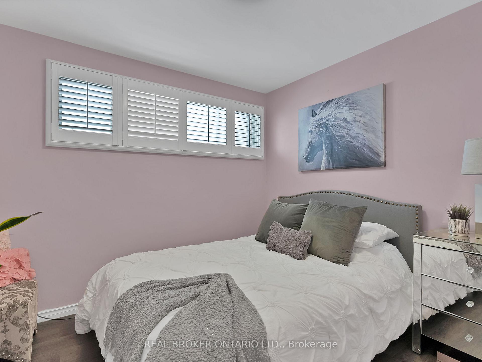 Photo 22 of 1005 Walton Boulevard, Whitby, Williamsburg — HOMEH