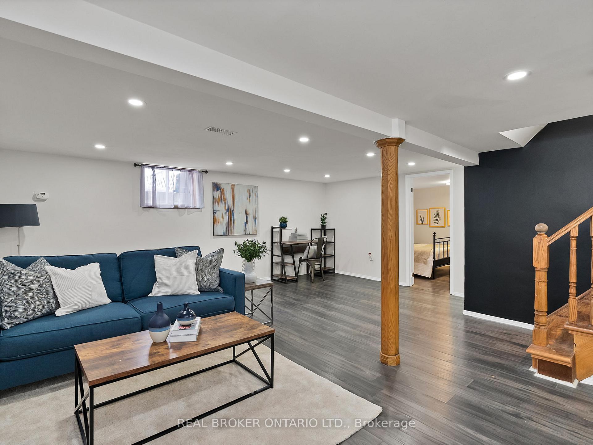 Photo 26 of 1005 Walton Boulevard, Whitby, Williamsburg — HOMEH
