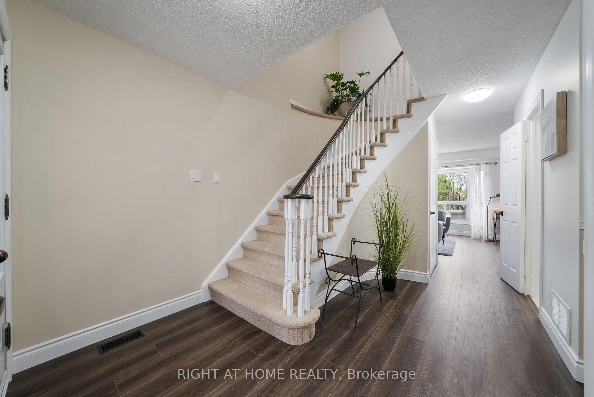 Photo 6 of 29 Fairmeadow Place, Whitby, Blue Grass Meadows — HOMEH