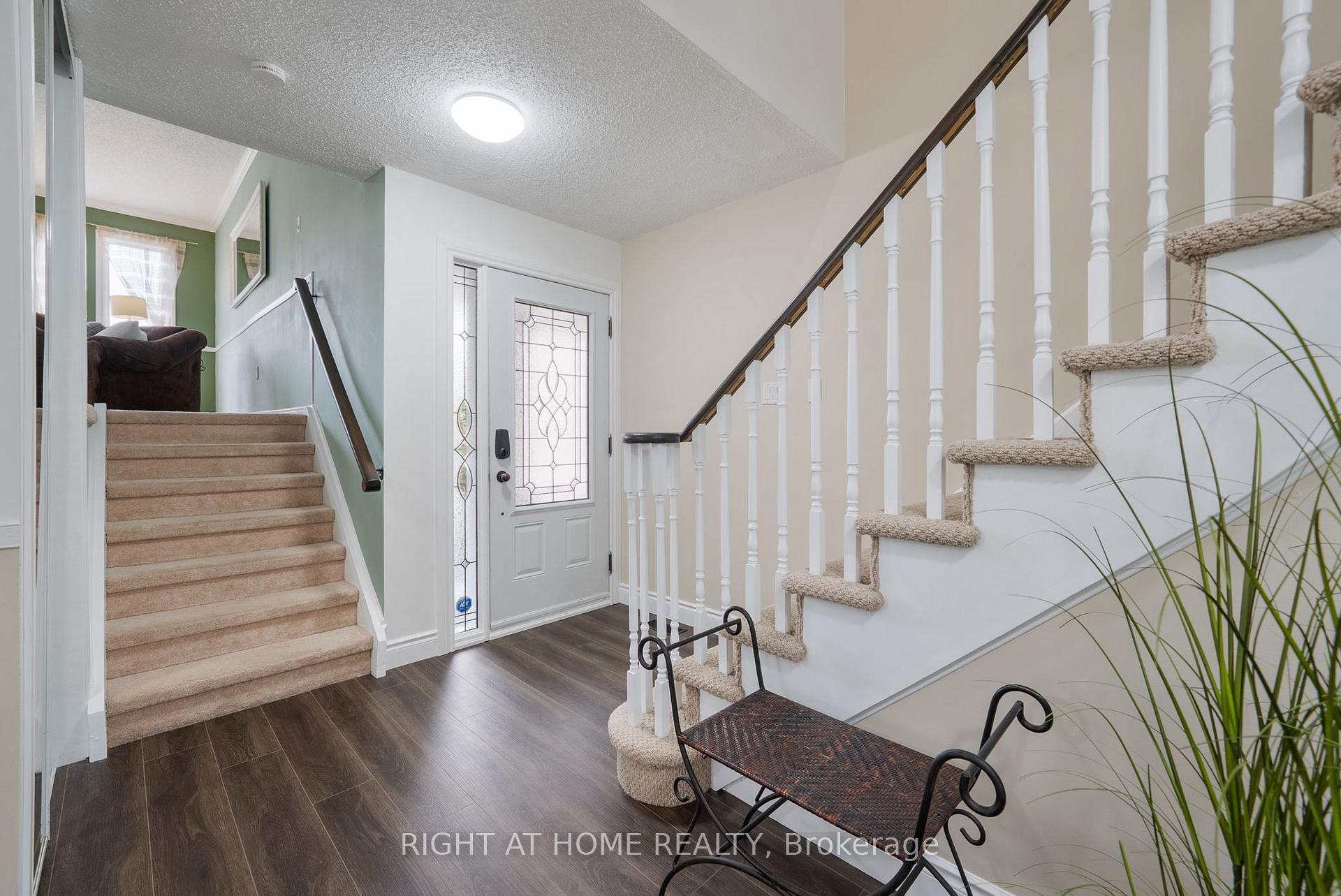 Photo 7 of 29 Fairmeadow Place, Whitby, Blue Grass Meadows — HOMEH